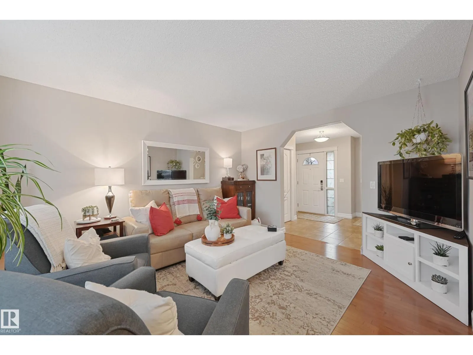 7 SPRING GROVE CR