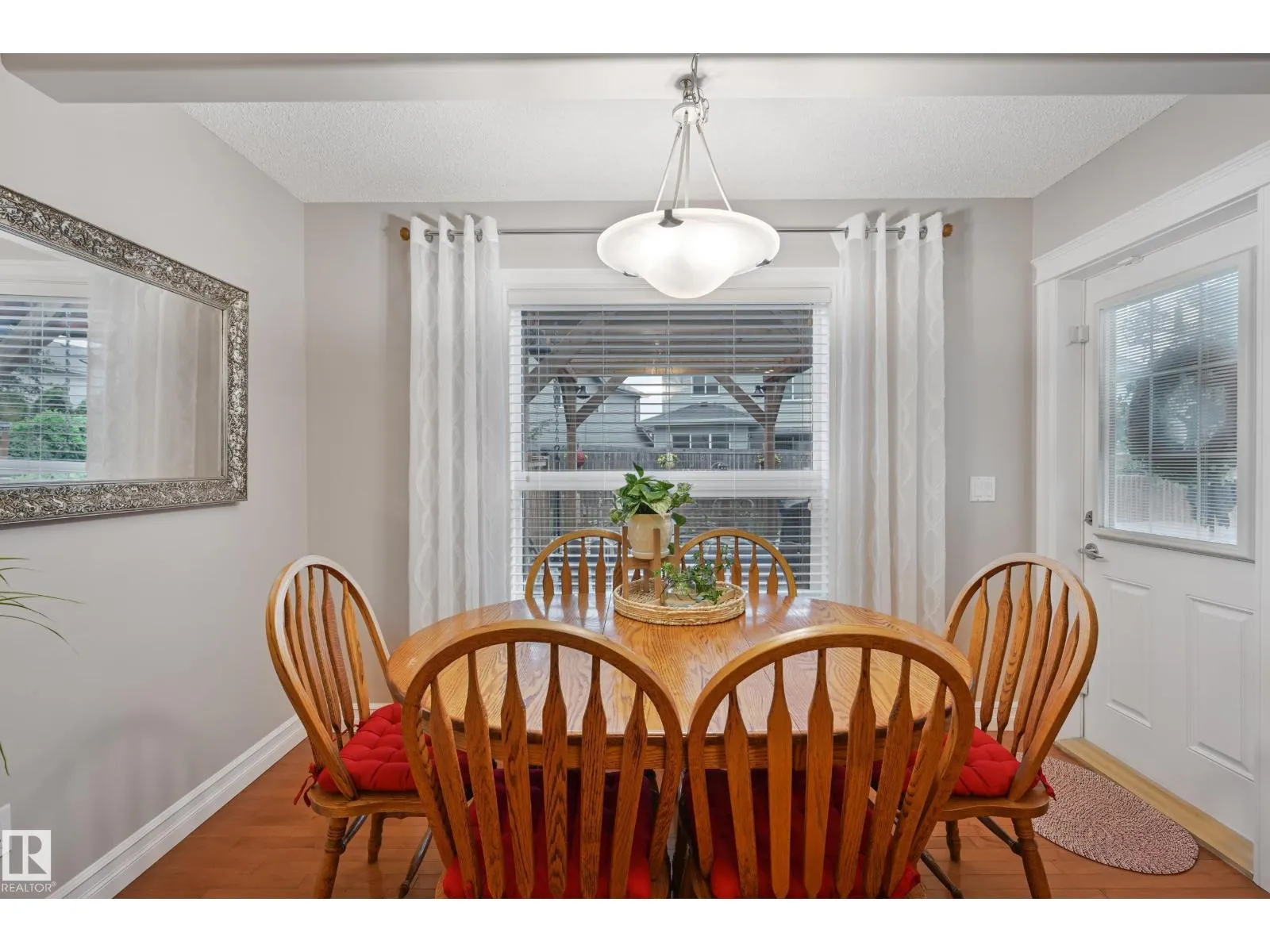 7 SPRING GROVE CR