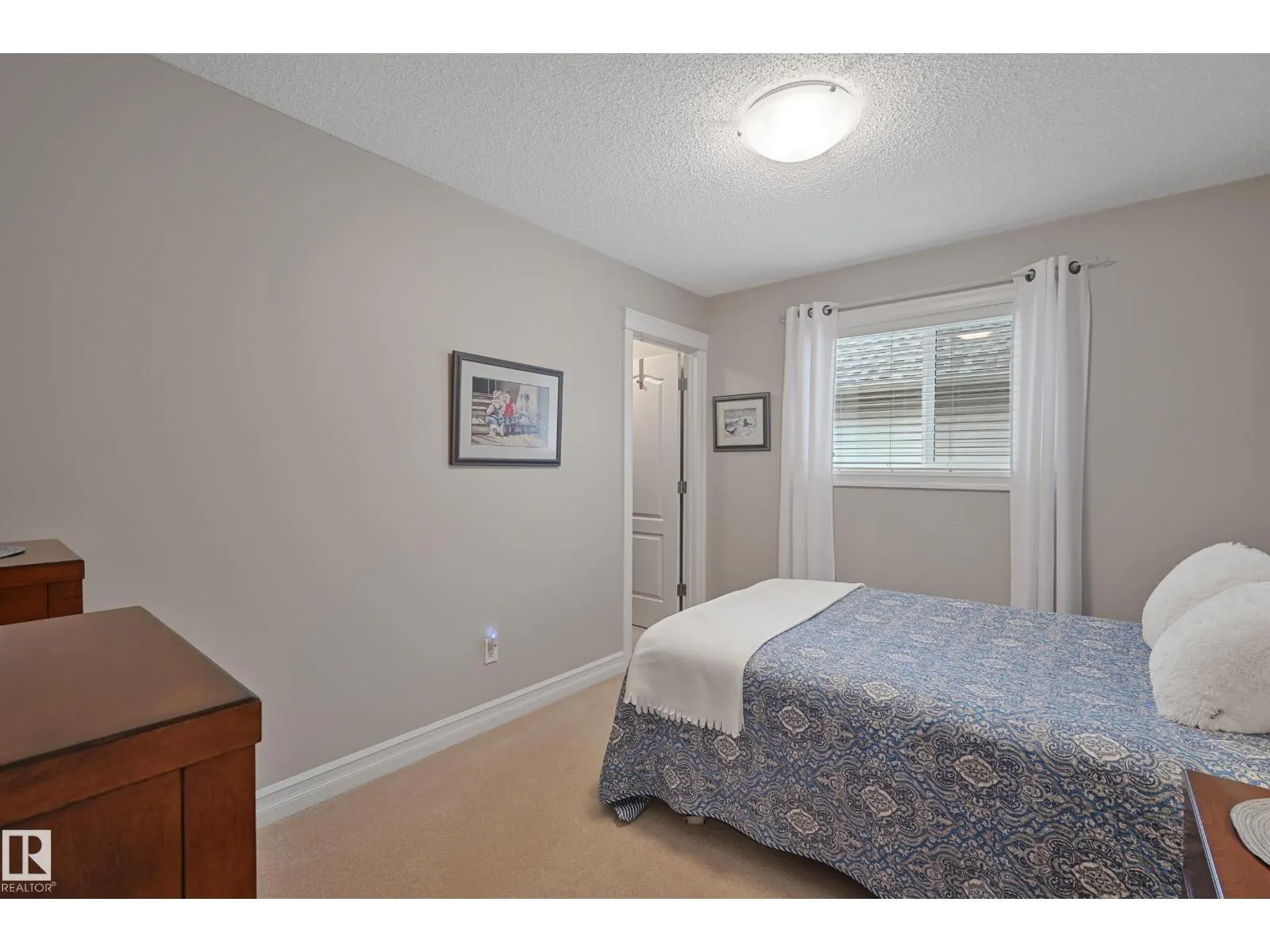 7 SPRING GROVE CR