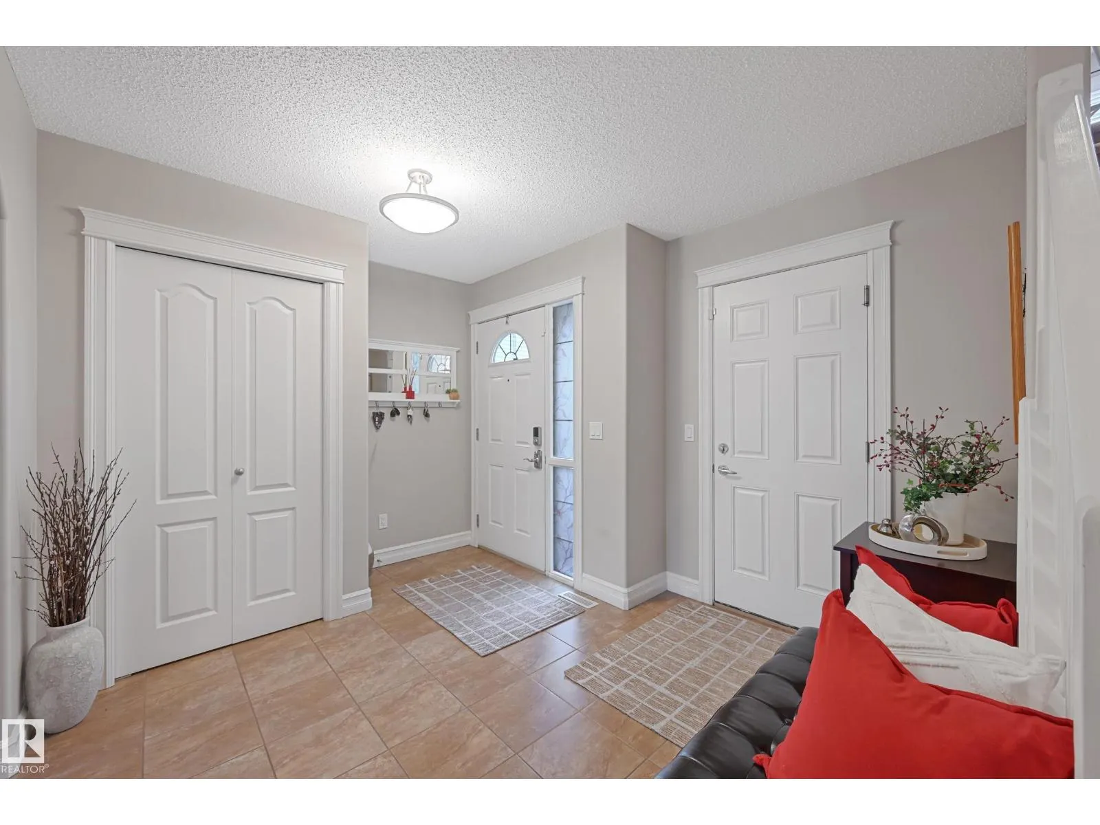 7 SPRING GROVE CR