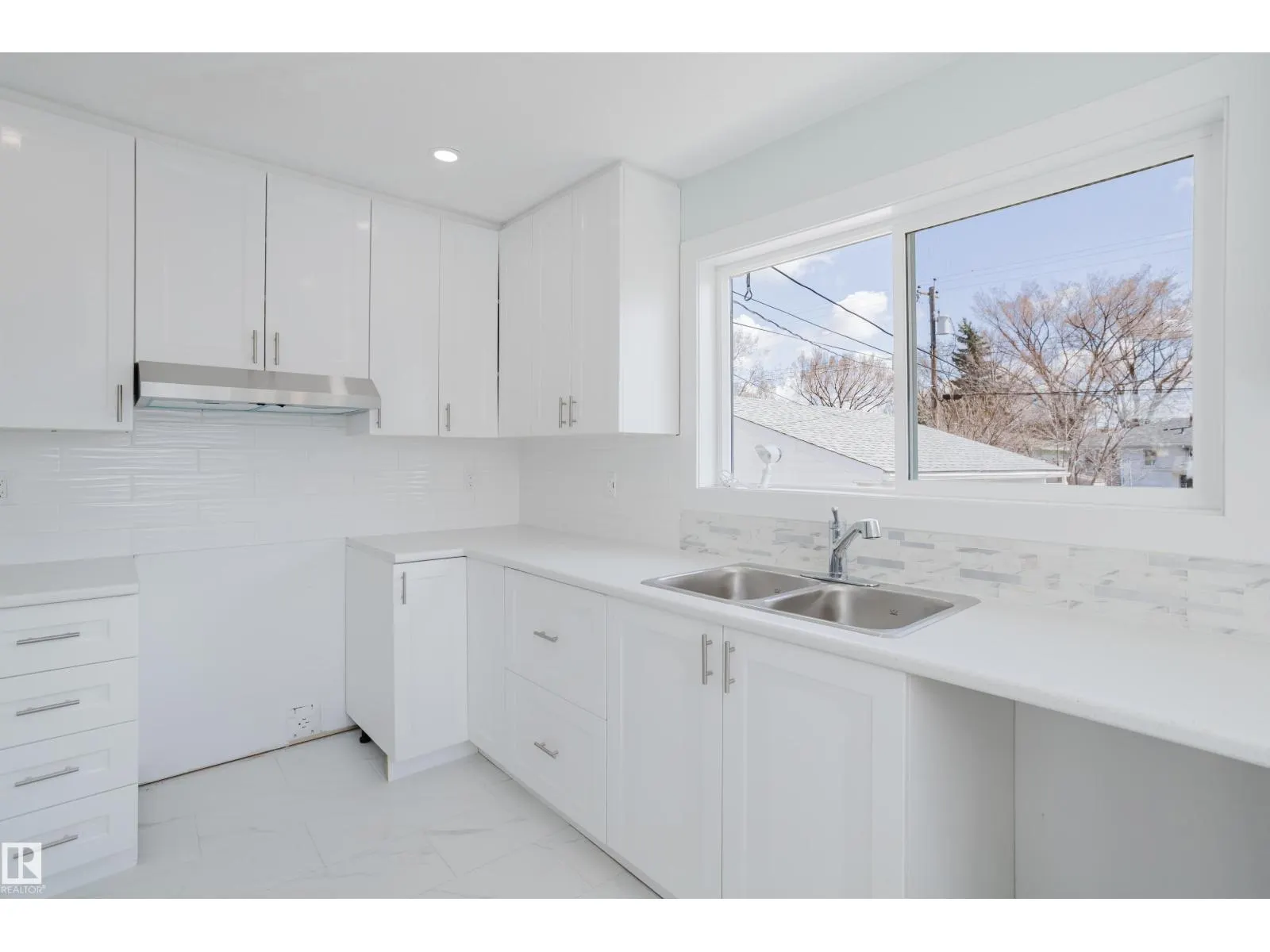 12821 125 ST NW