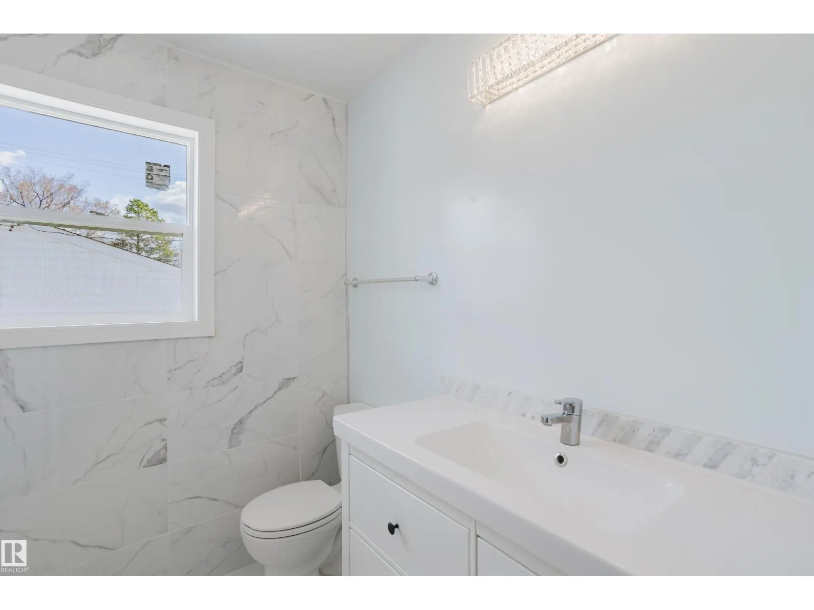 12821 125 ST NW