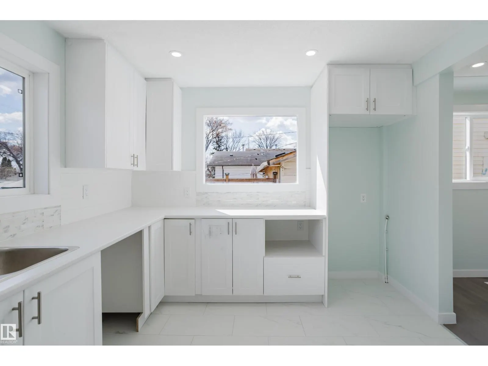 12821 125 ST NW