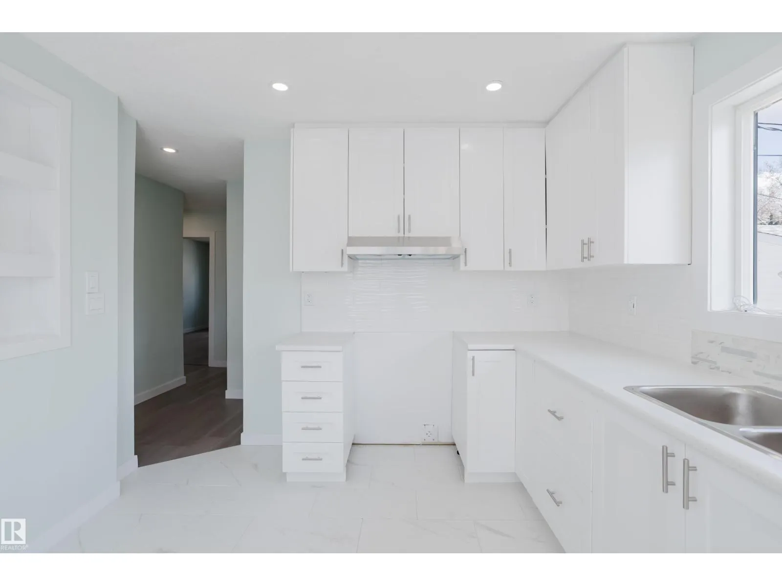 12821 125 ST NW