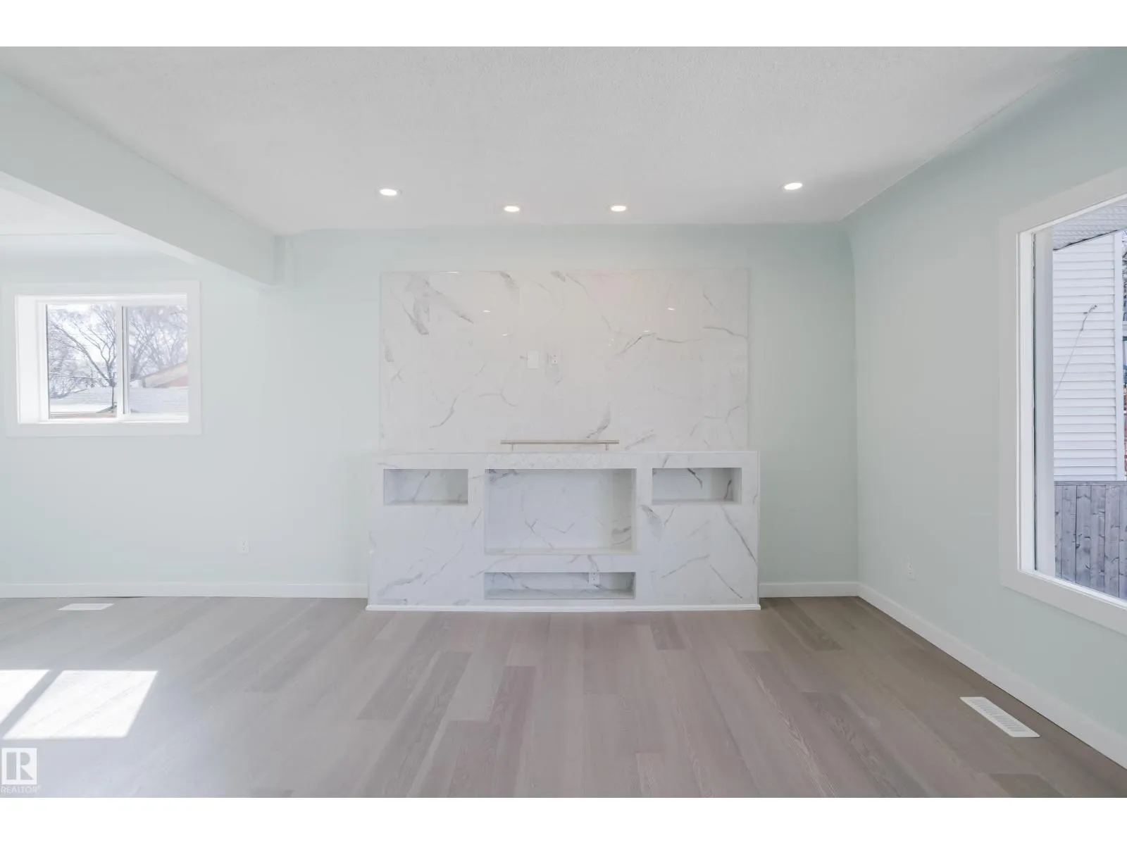 12821 125 ST NW