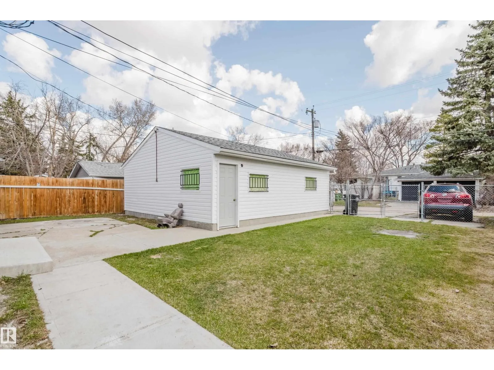 12821 125 ST NW