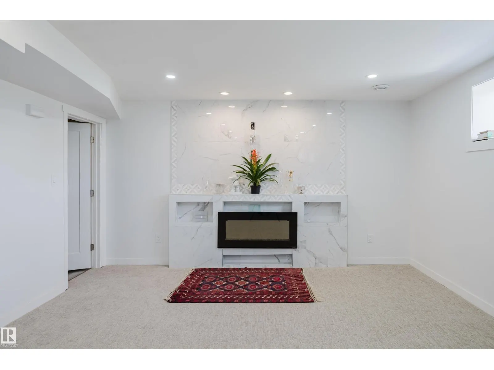 12821 125 ST NW