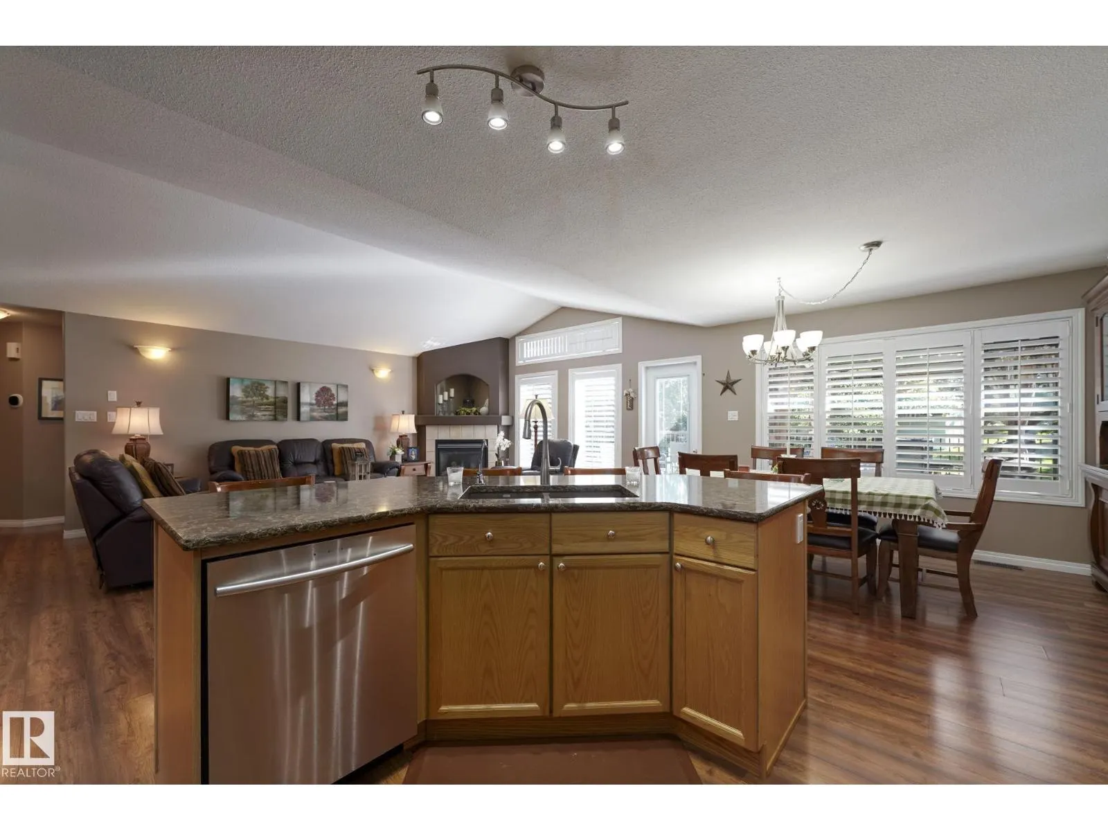 #37 52001 RGE ROAD 275
