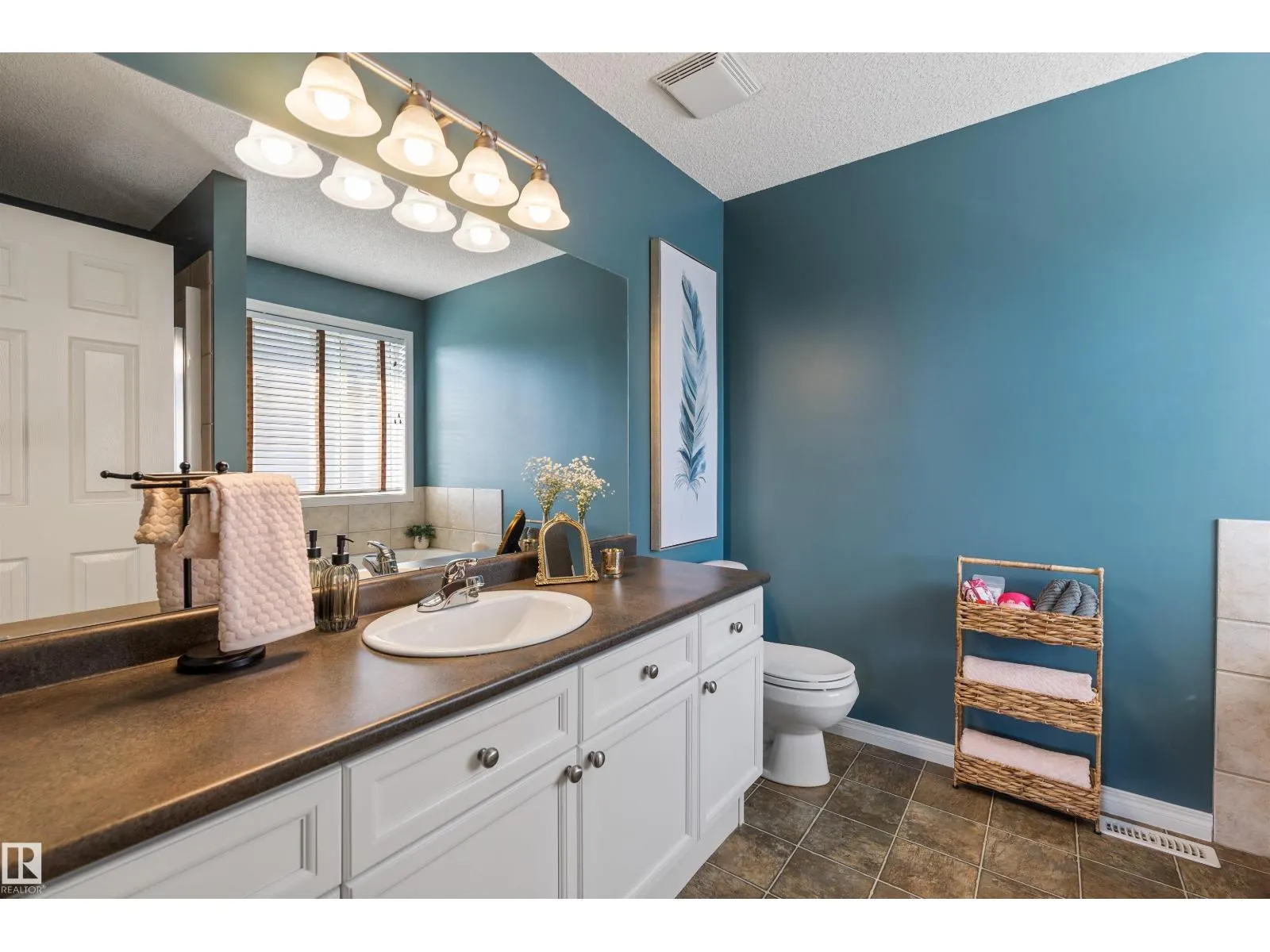 4331 MCMULLEN WY SW