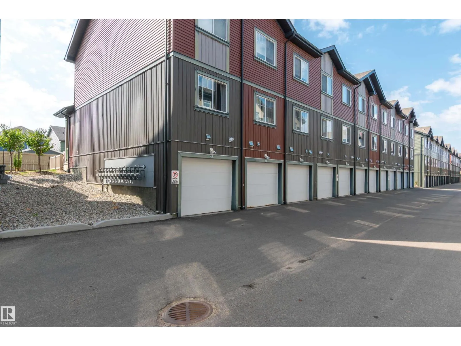 #46 3305 ORCHARDS LINK LI SW