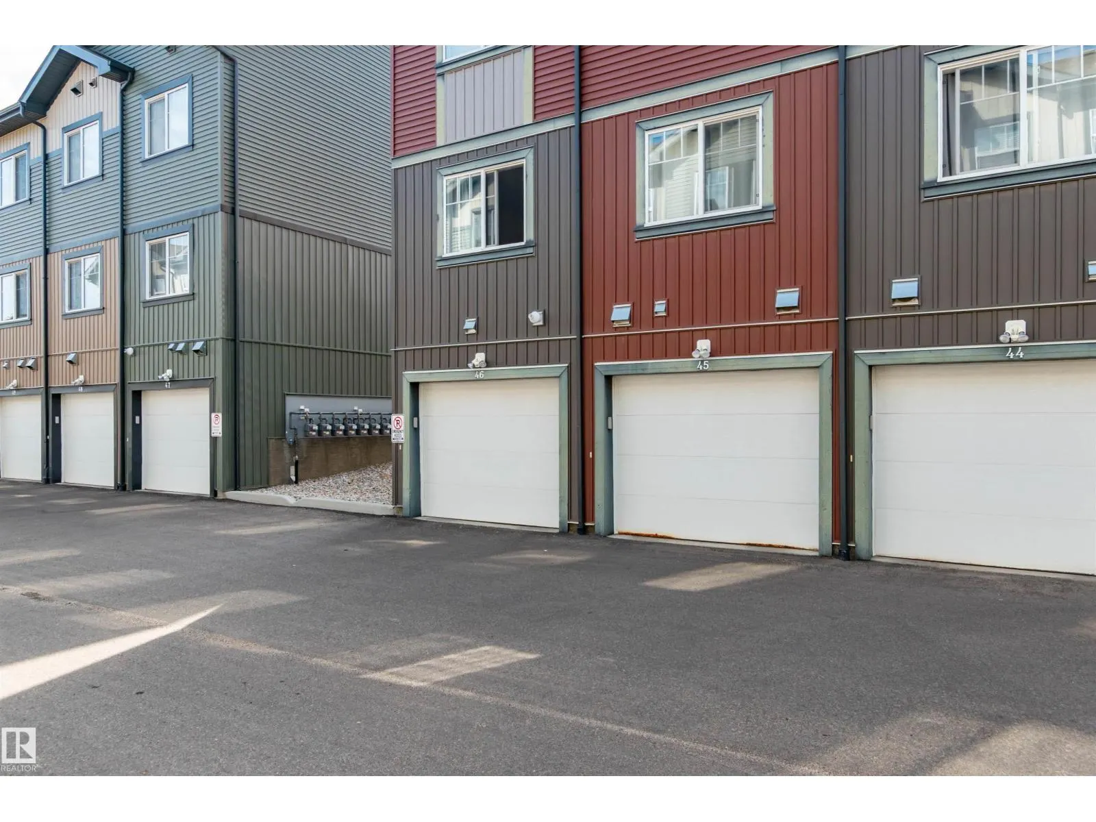 #46 3305 ORCHARDS LINK LI SW