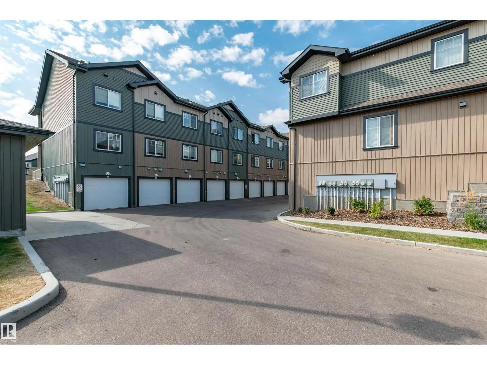 #46 3305 ORCHARDS LINK LI SW