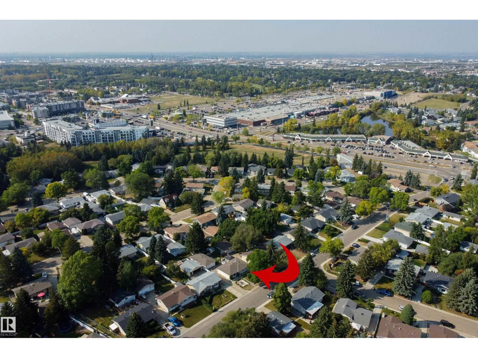 26 PEACOCK DR