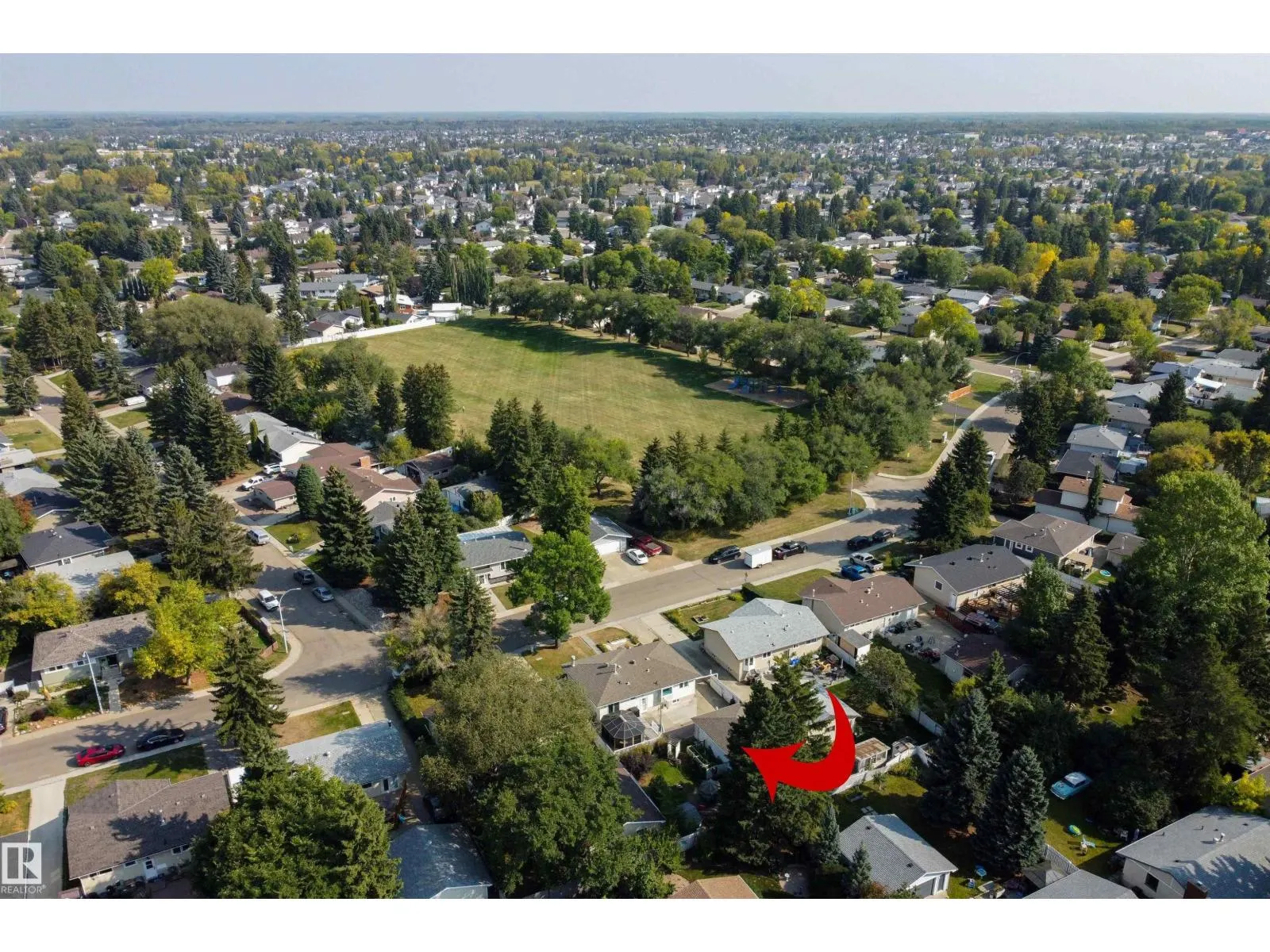 26 PEACOCK DR