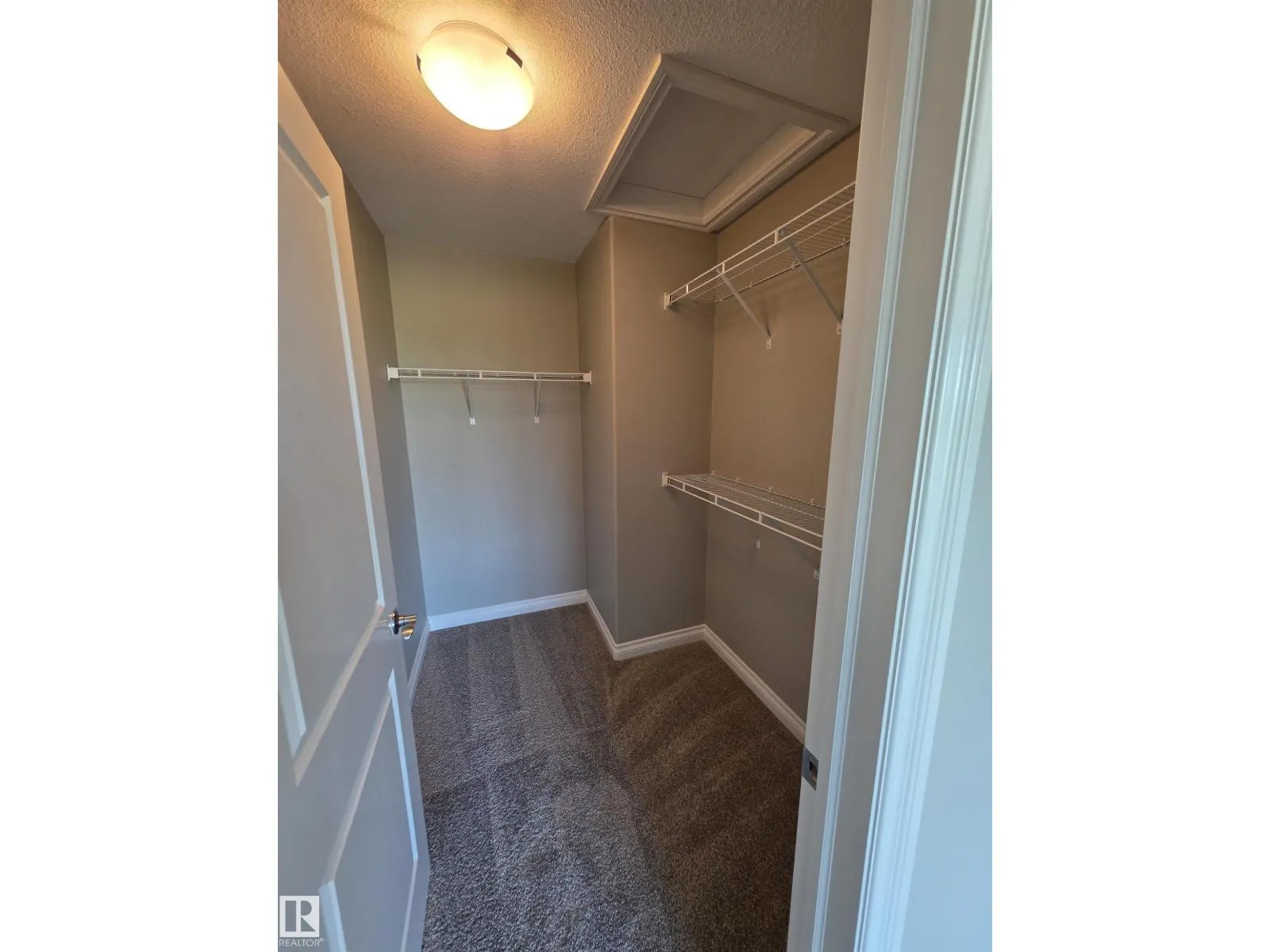 4331 126 AV NW