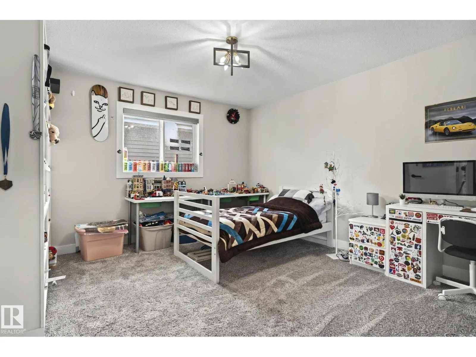 4119 7 AV SW