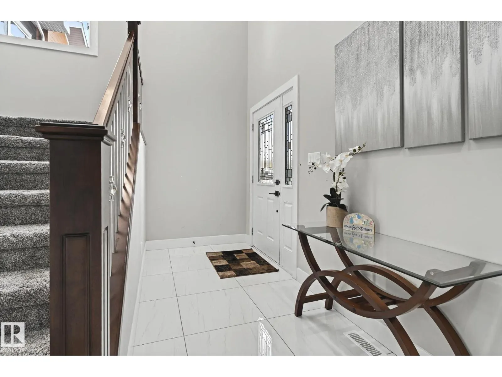 4119 7 AV SW