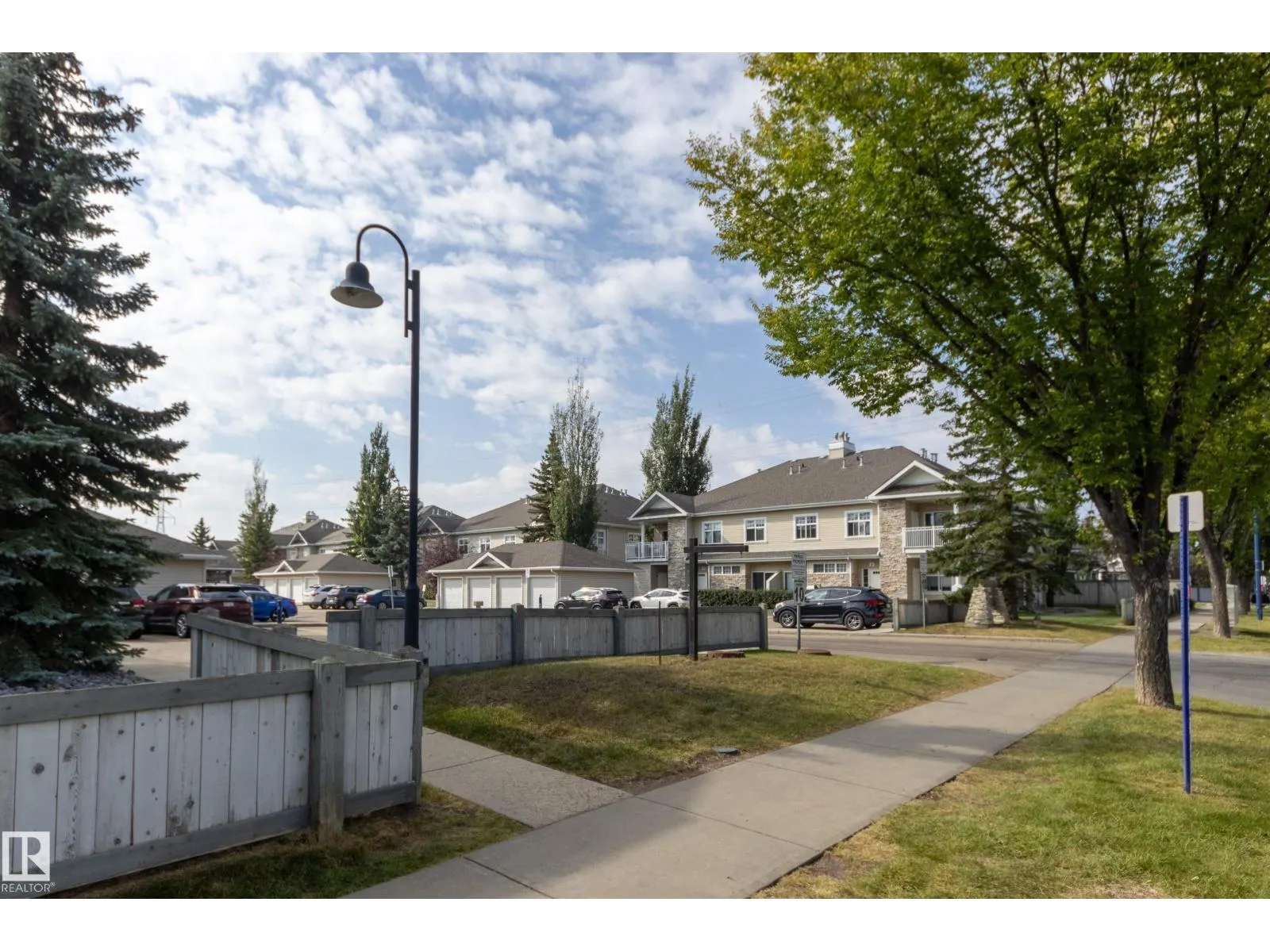#51 1179 SUMMERSIDE DR SW SW