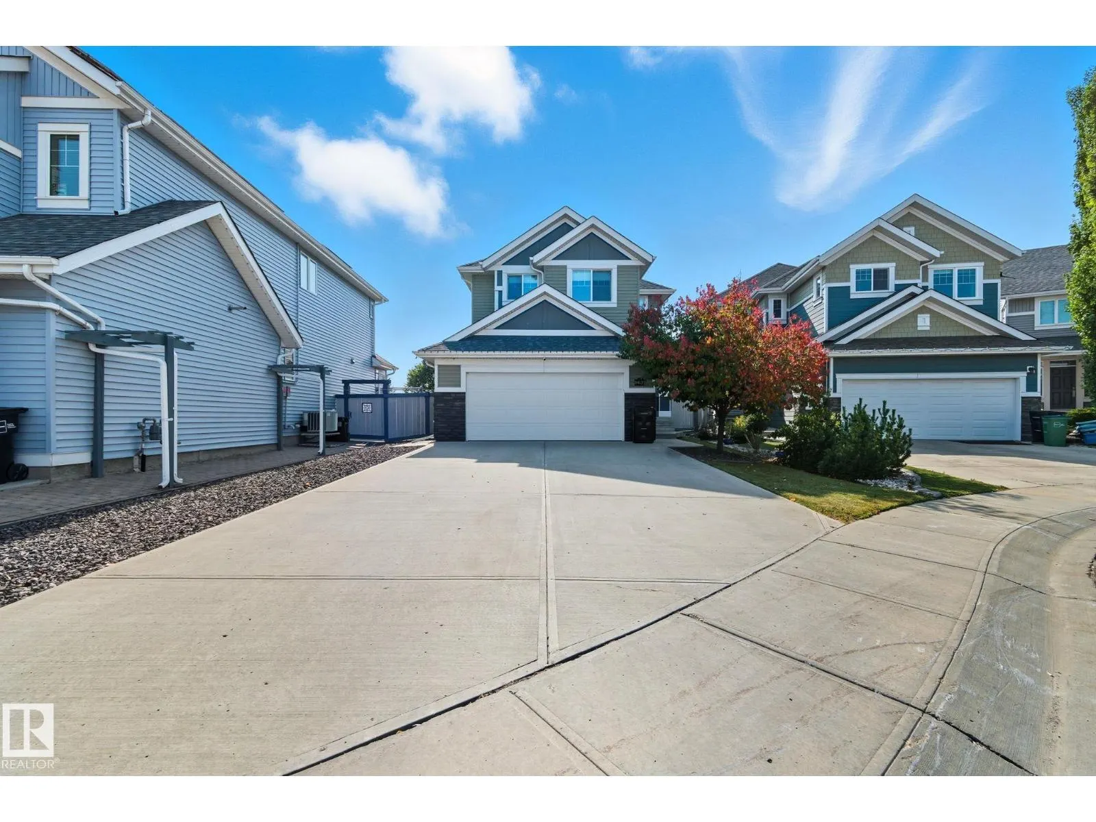 8039 18 AV SW