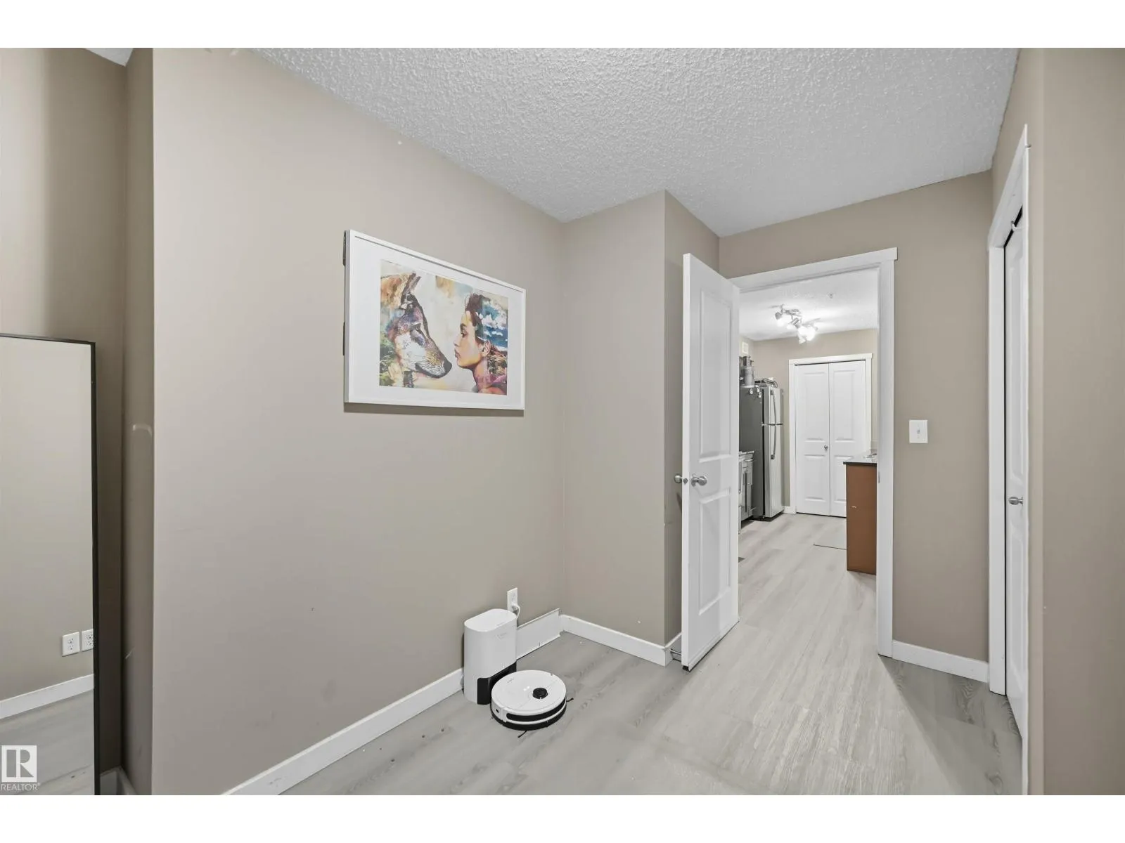 #321 5816 Mullen PL NW