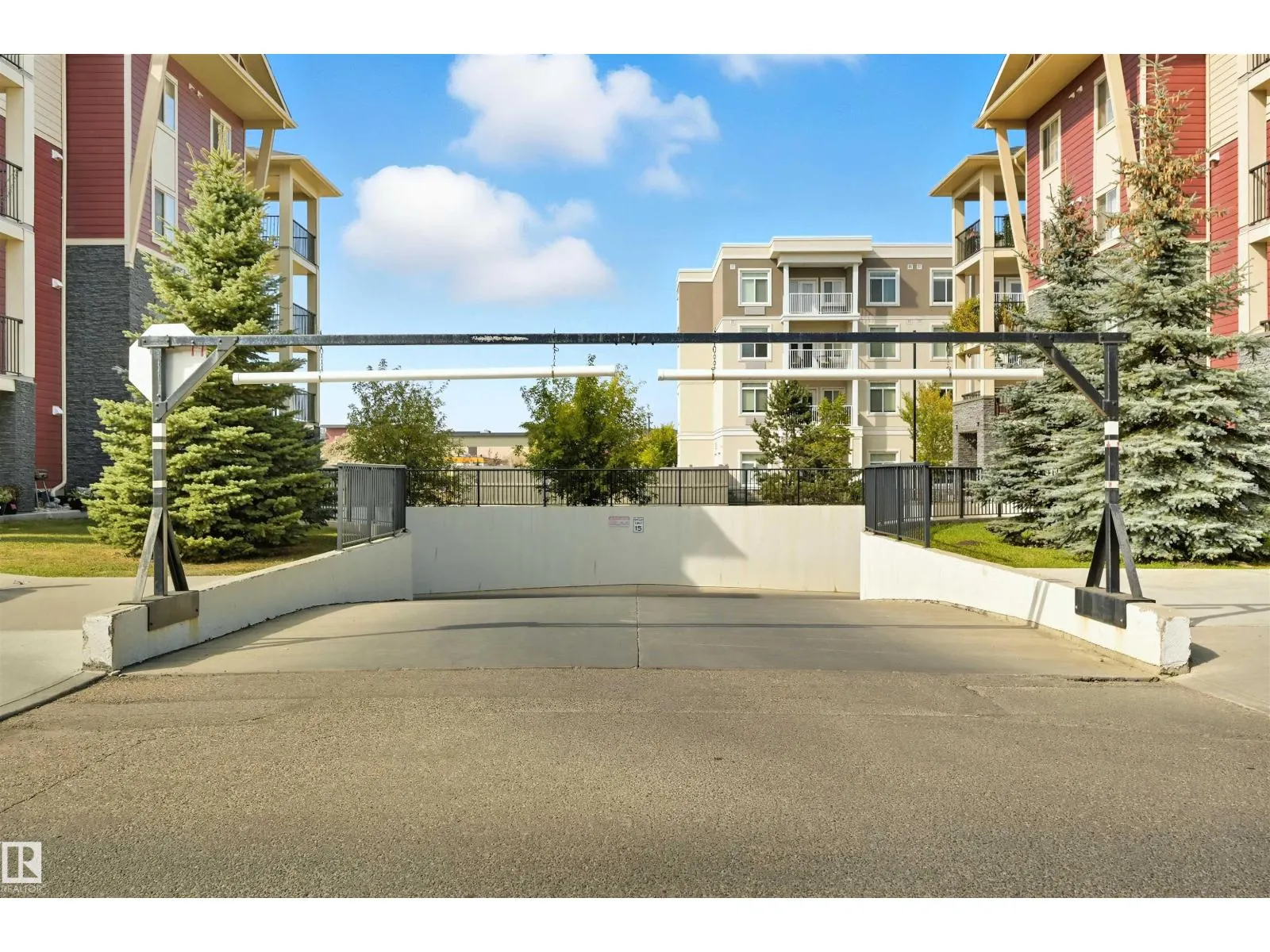 #321 5816 Mullen PL NW