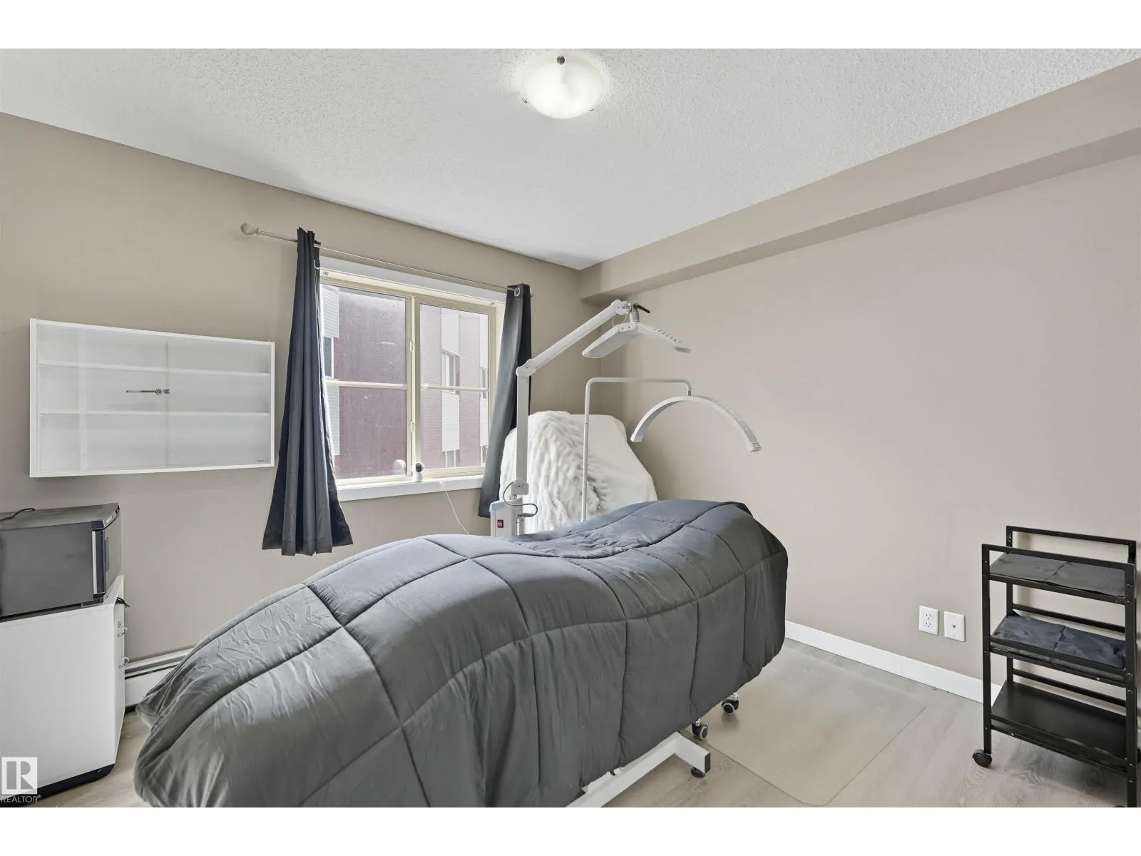 #321 5816 Mullen PL NW