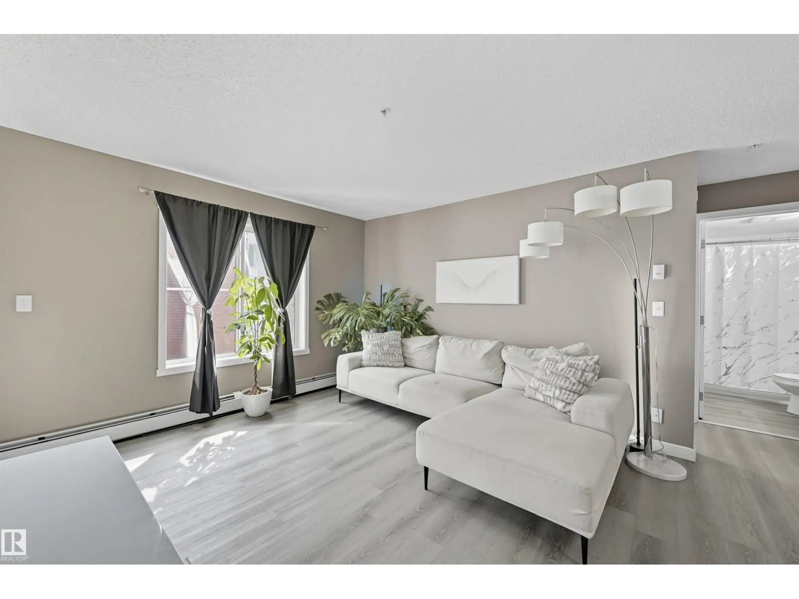 #321 5816 Mullen PL NW