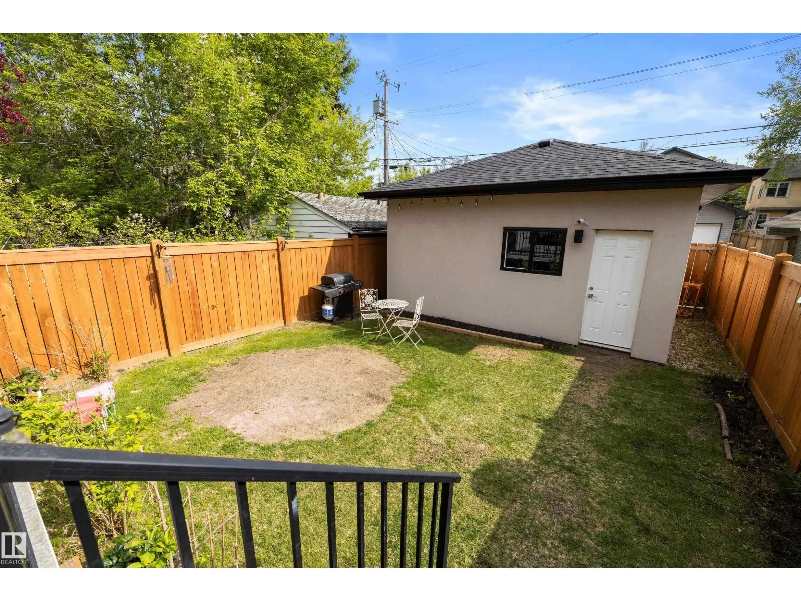 10917 79 AV NW