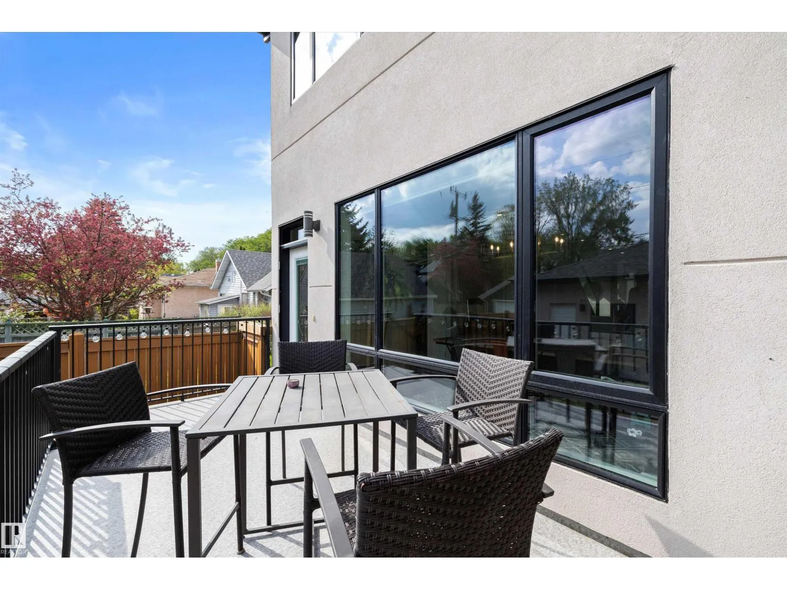10917 79 AV NW