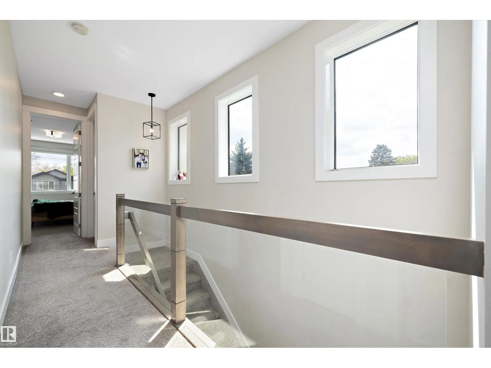 10917 79 AV NW