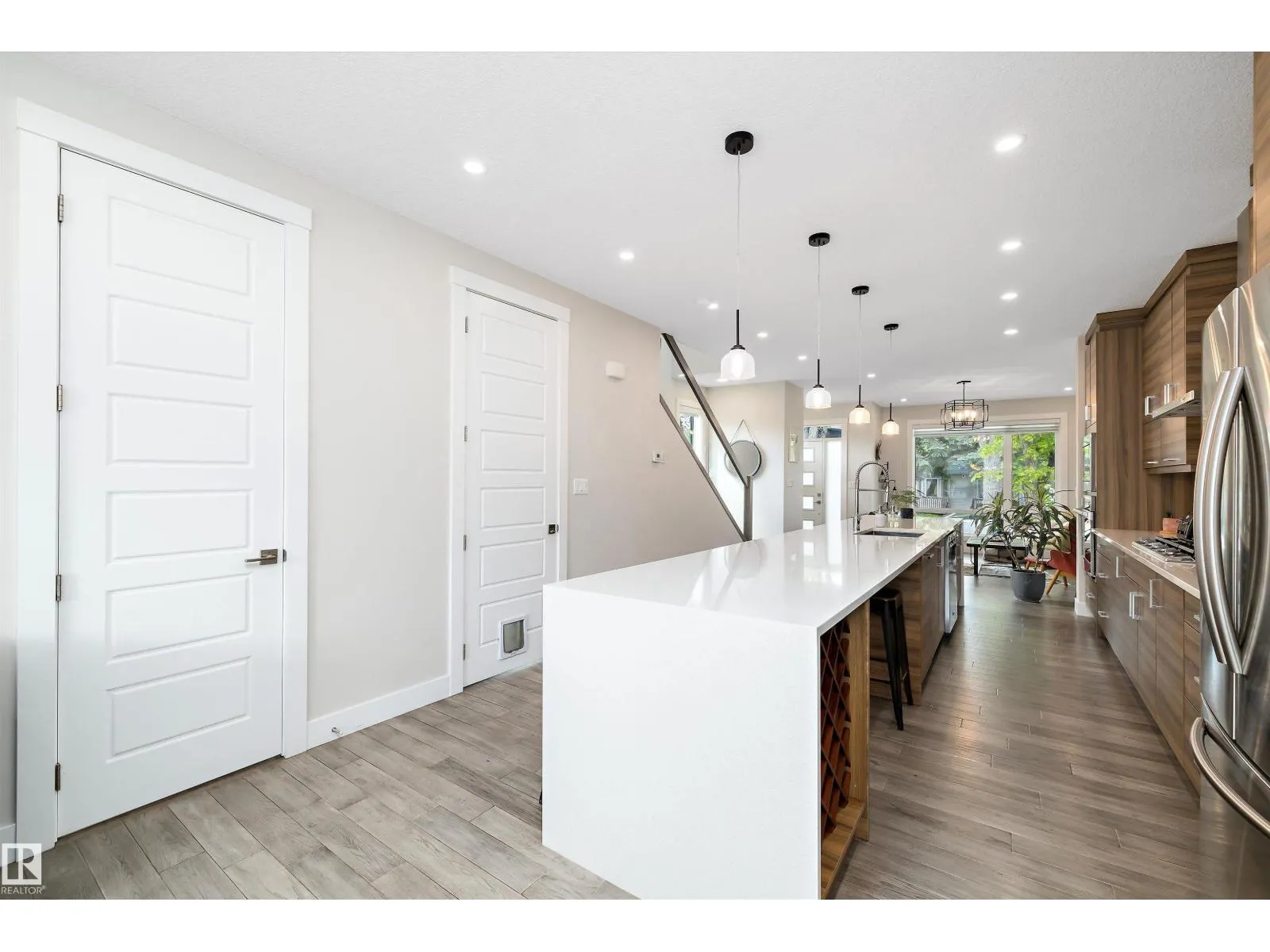 10917 79 AV NW