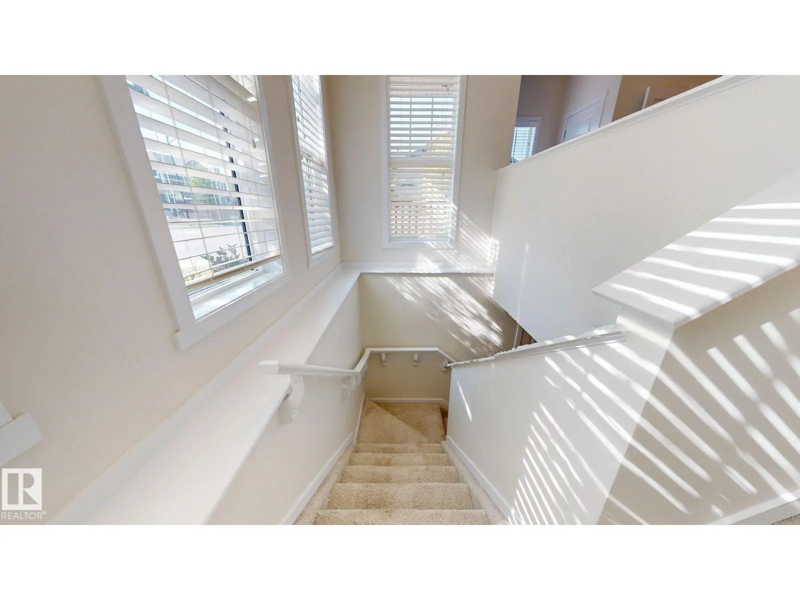 467 ORCHARDS BV SW