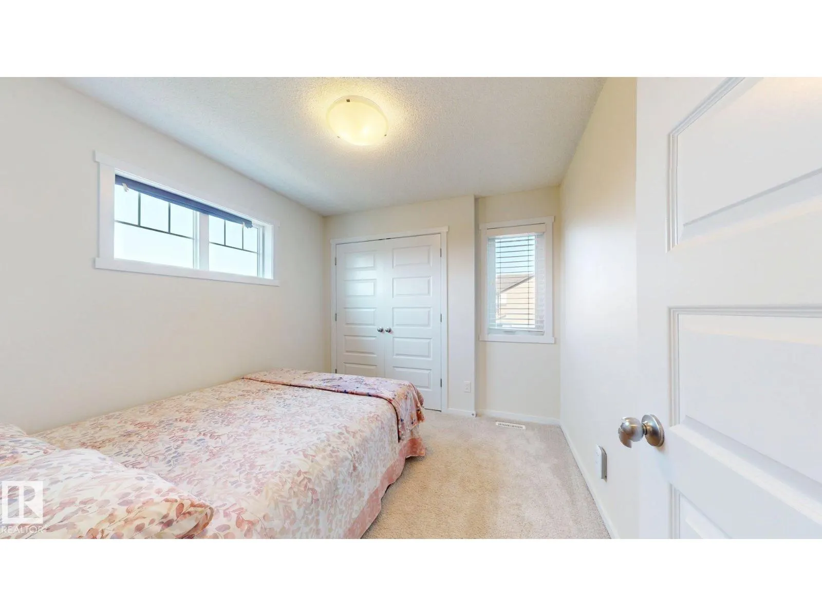 467 ORCHARDS BV SW