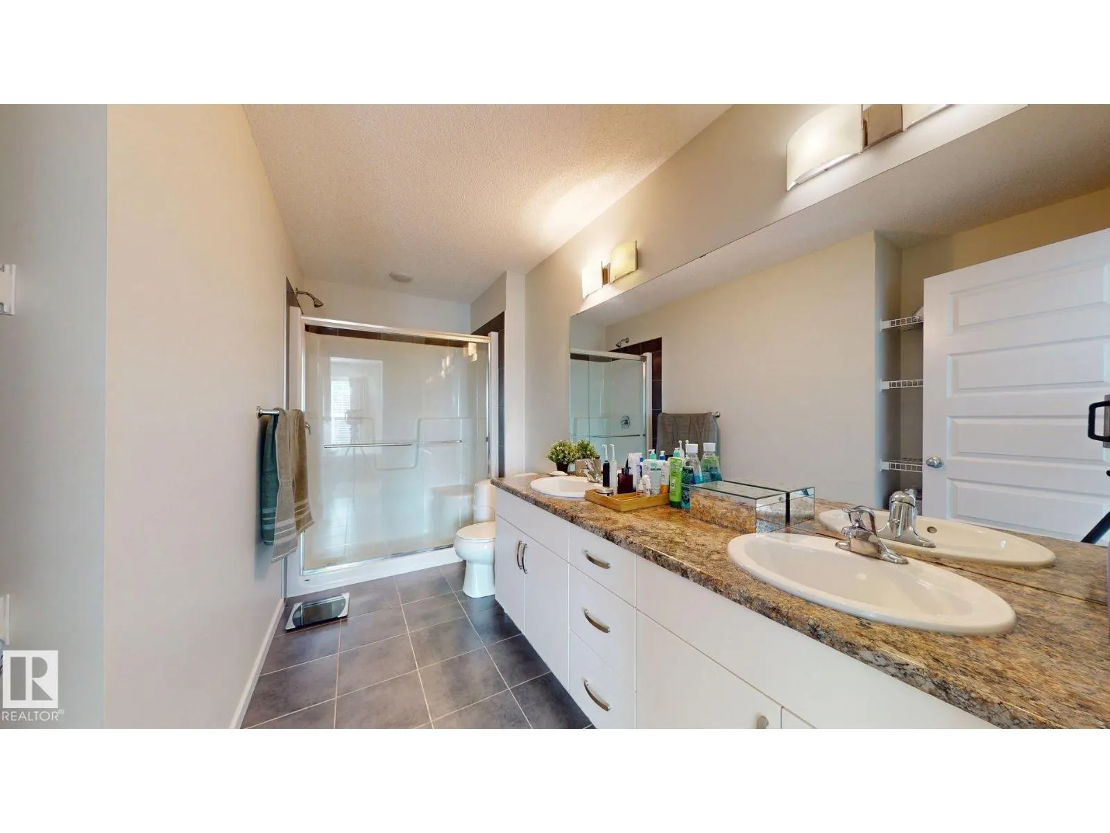467 ORCHARDS BV SW