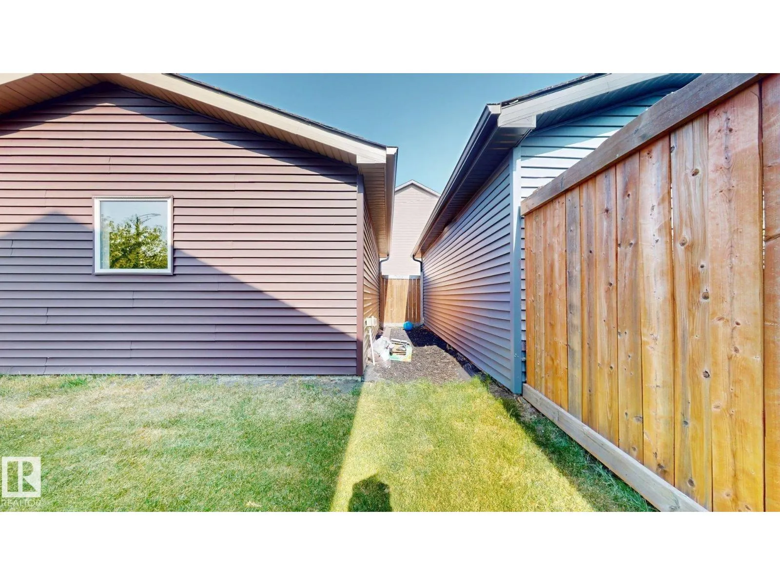 467 ORCHARDS BV SW