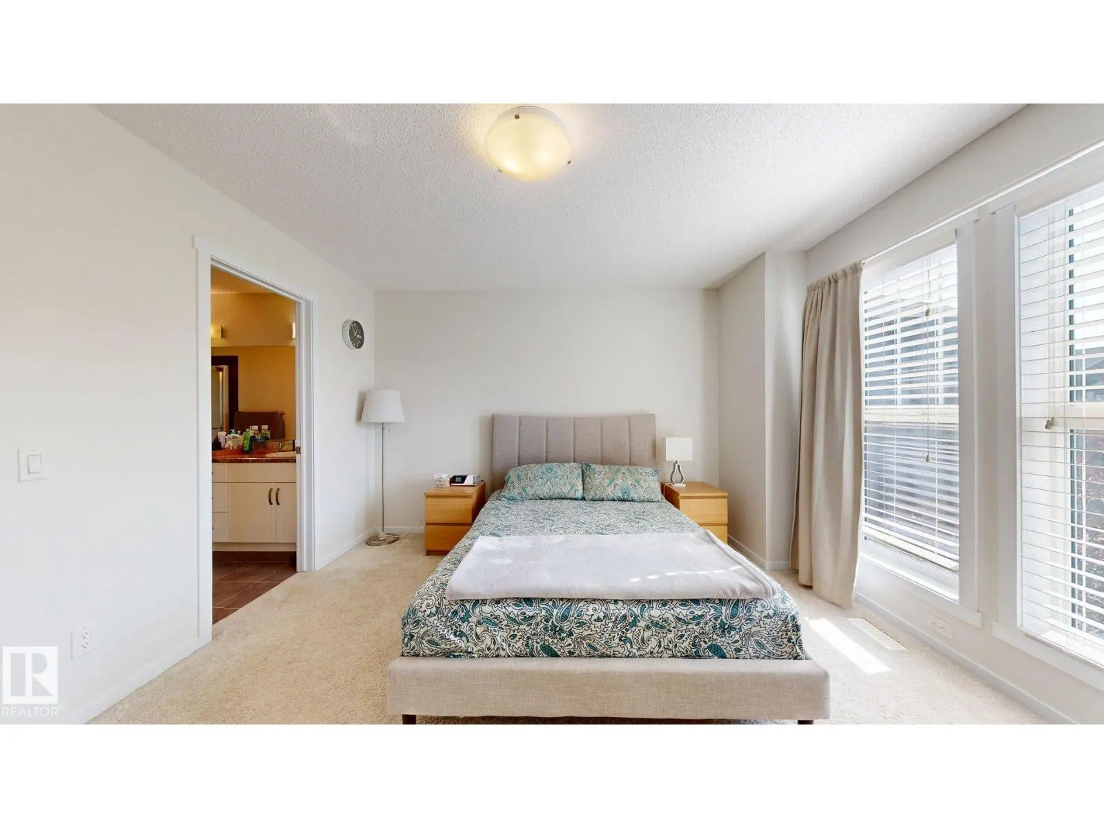 467 ORCHARDS BV SW