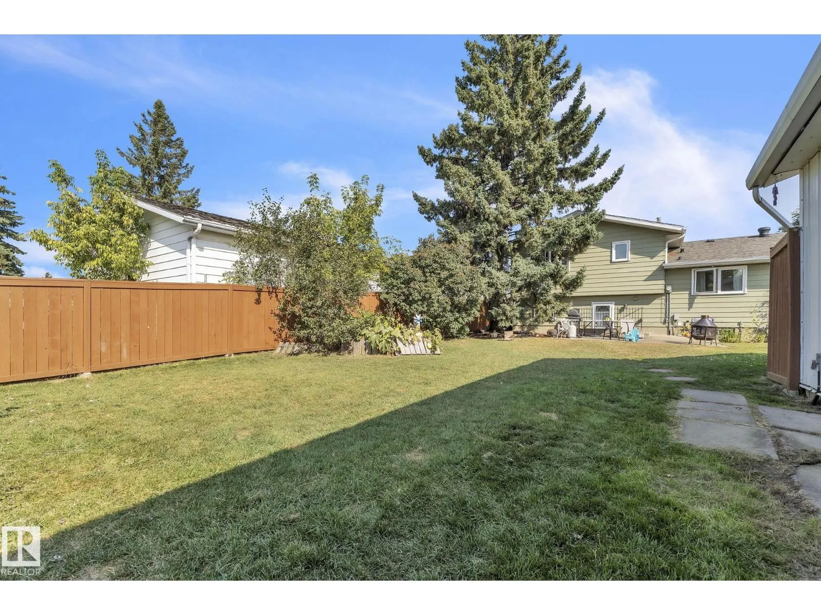 3116 67 ST NW