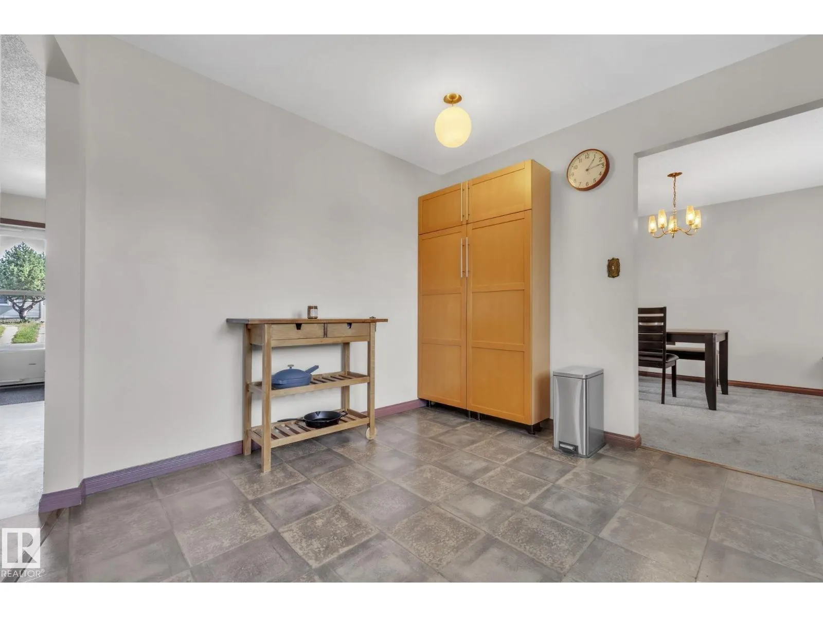 3116 67 ST NW