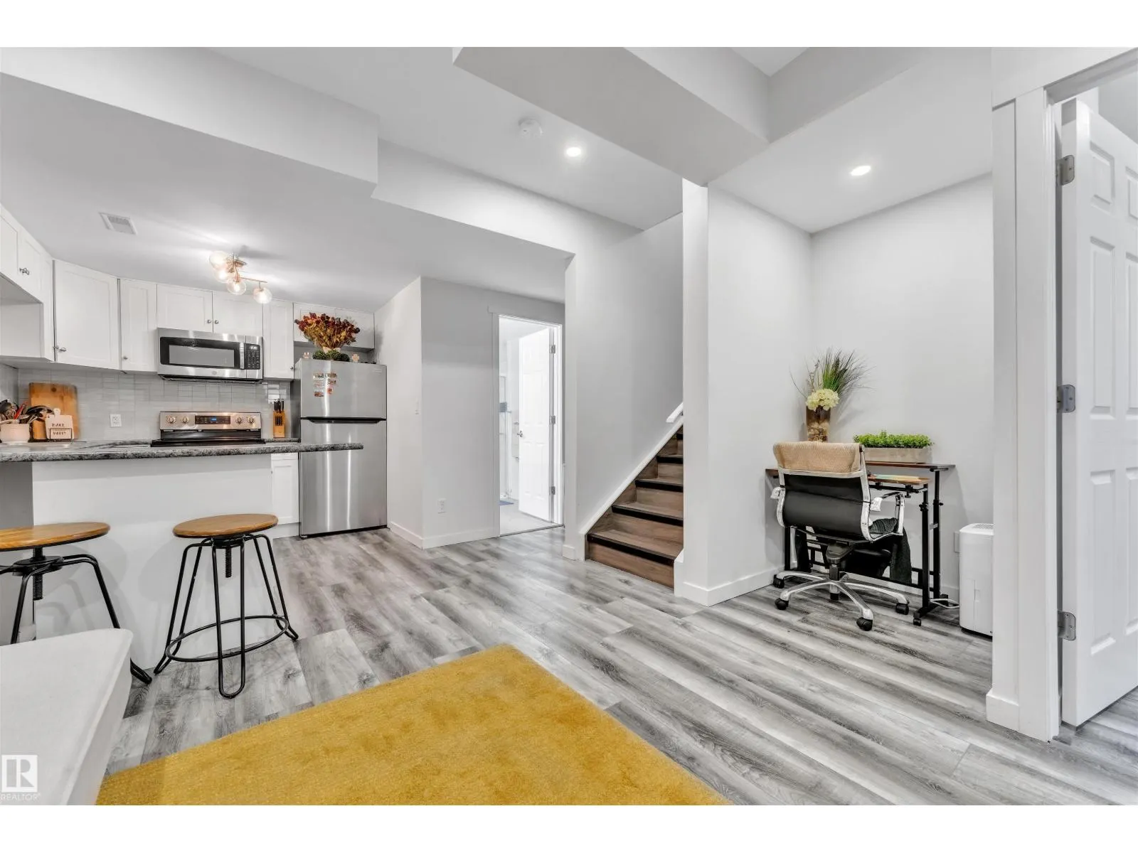 9349 COOPER BEND BN SW