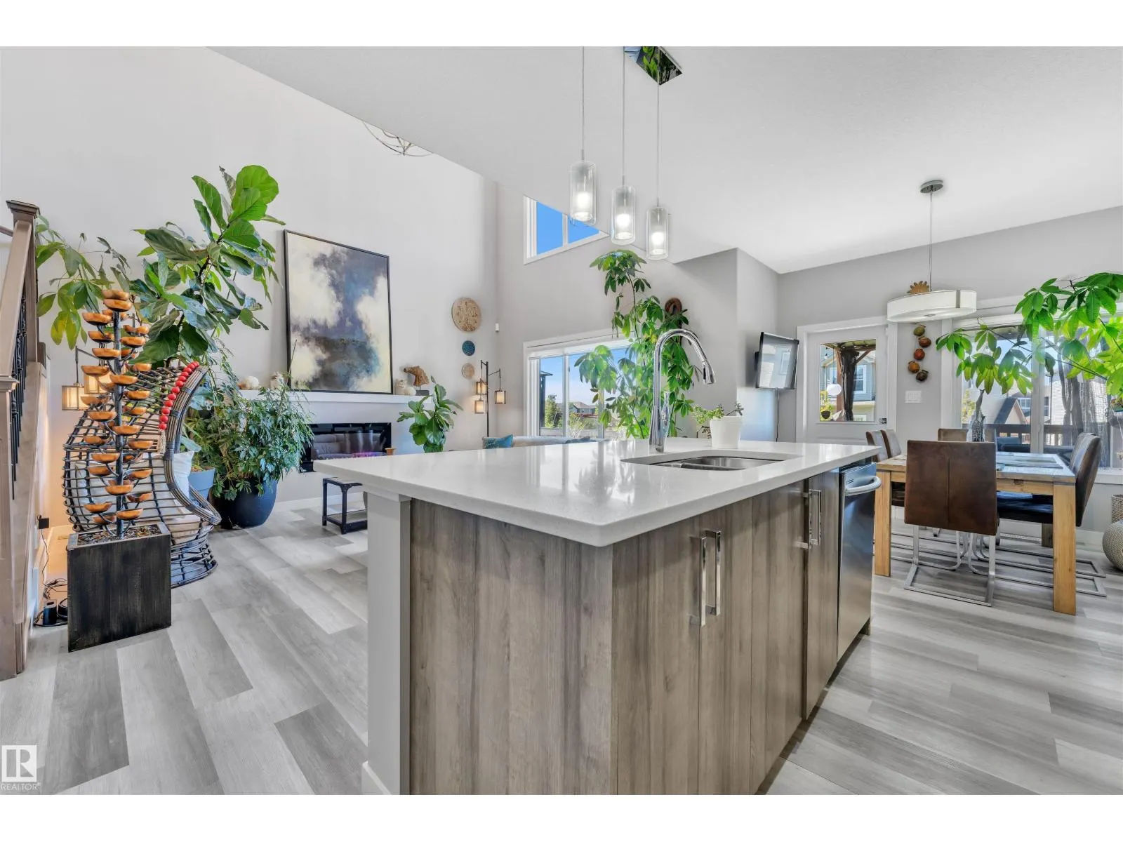 9349 COOPER BEND BN SW