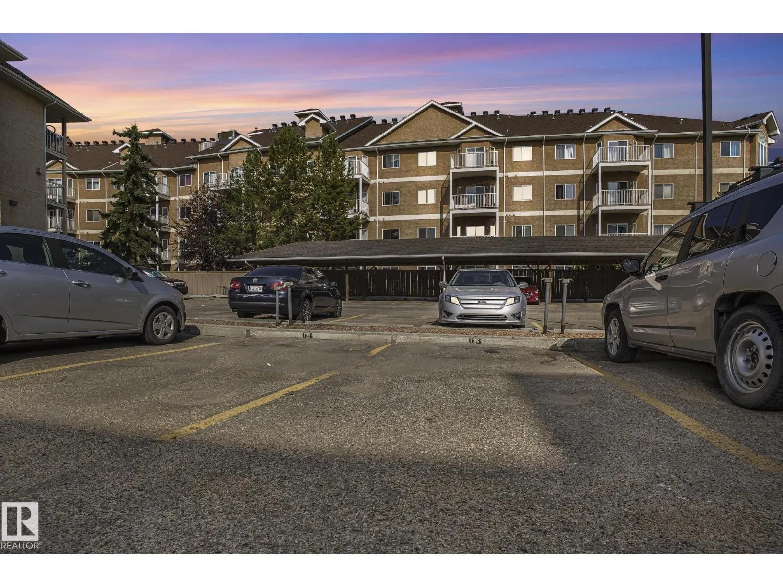 #414 4220 139 AV NW