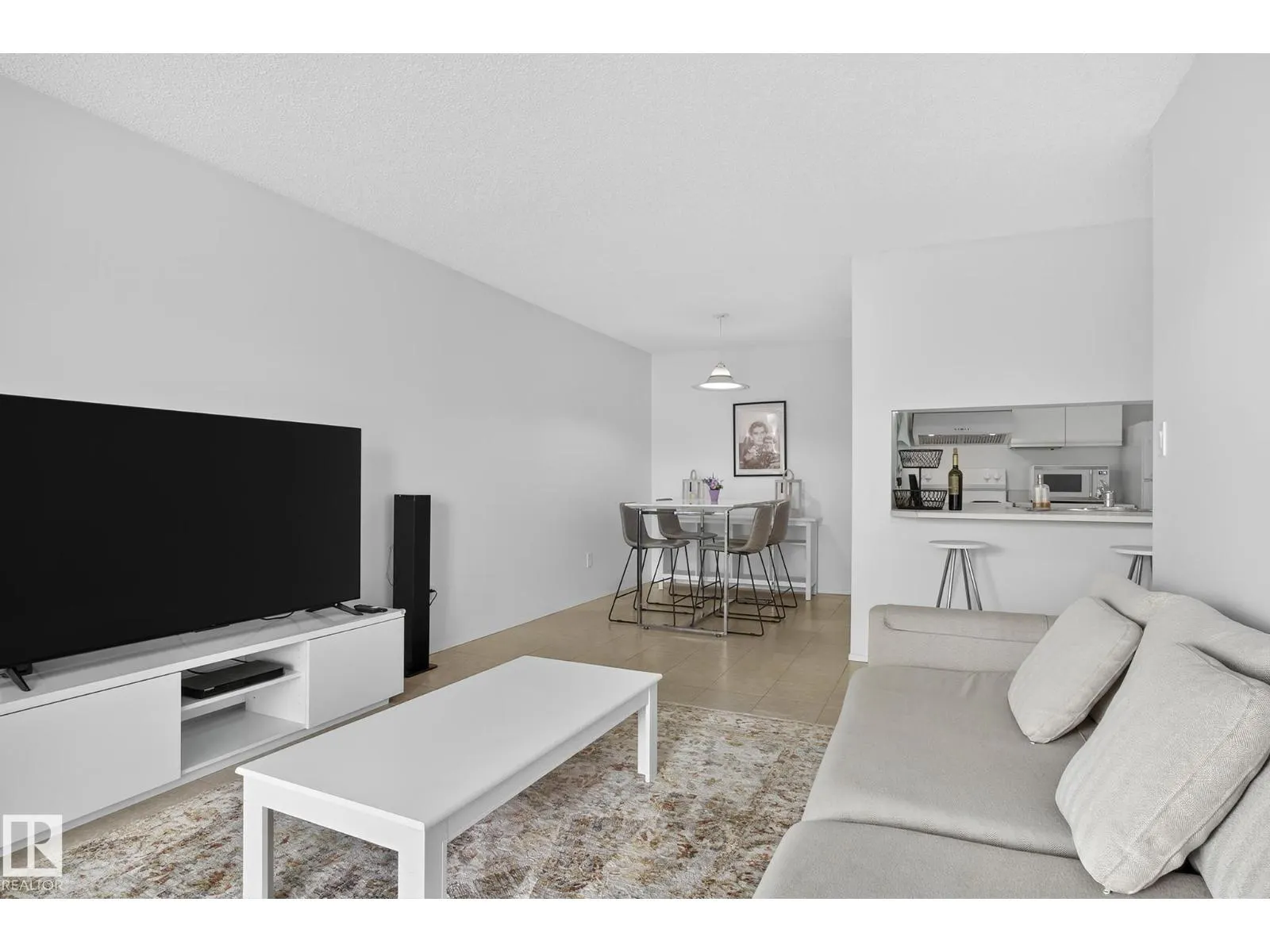 #414 4220 139 AV NW