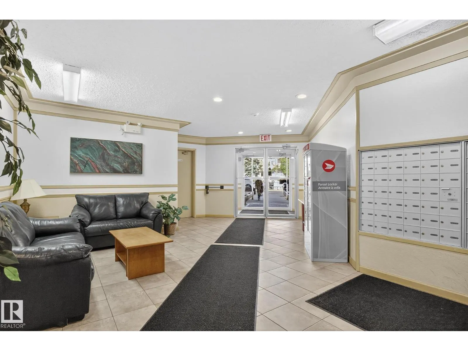 #414 4220 139 AV NW