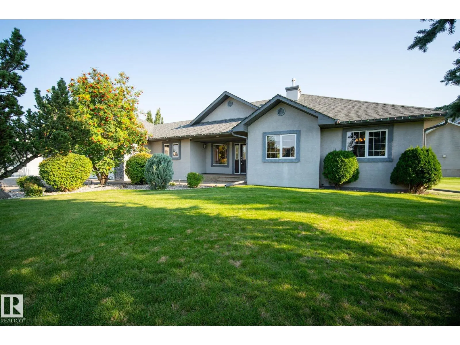 19 COUNTRY LN