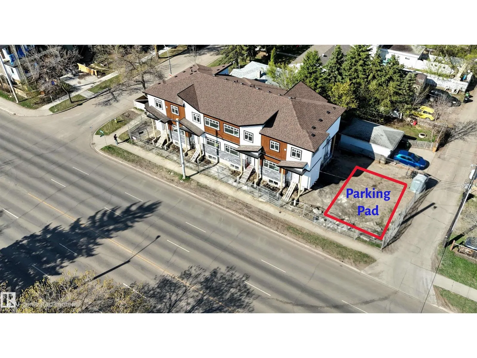 6704 109 ST NW