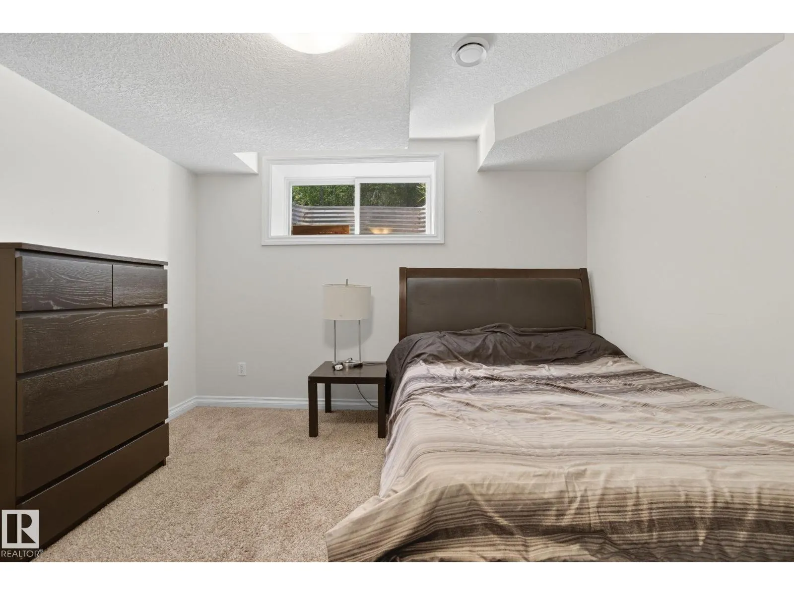 70 52228 RGE ROAD 30