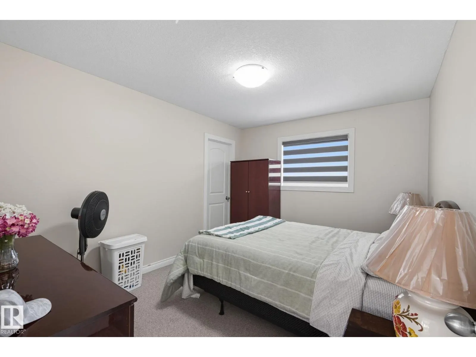 6026 164A AV NW