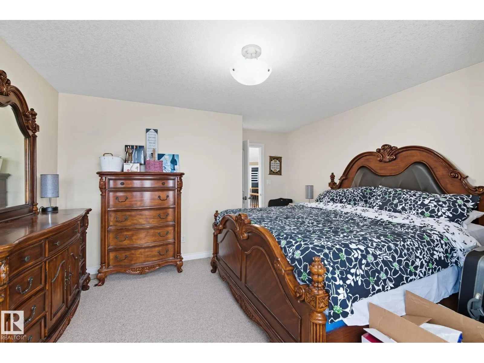 6026 164A AV NW