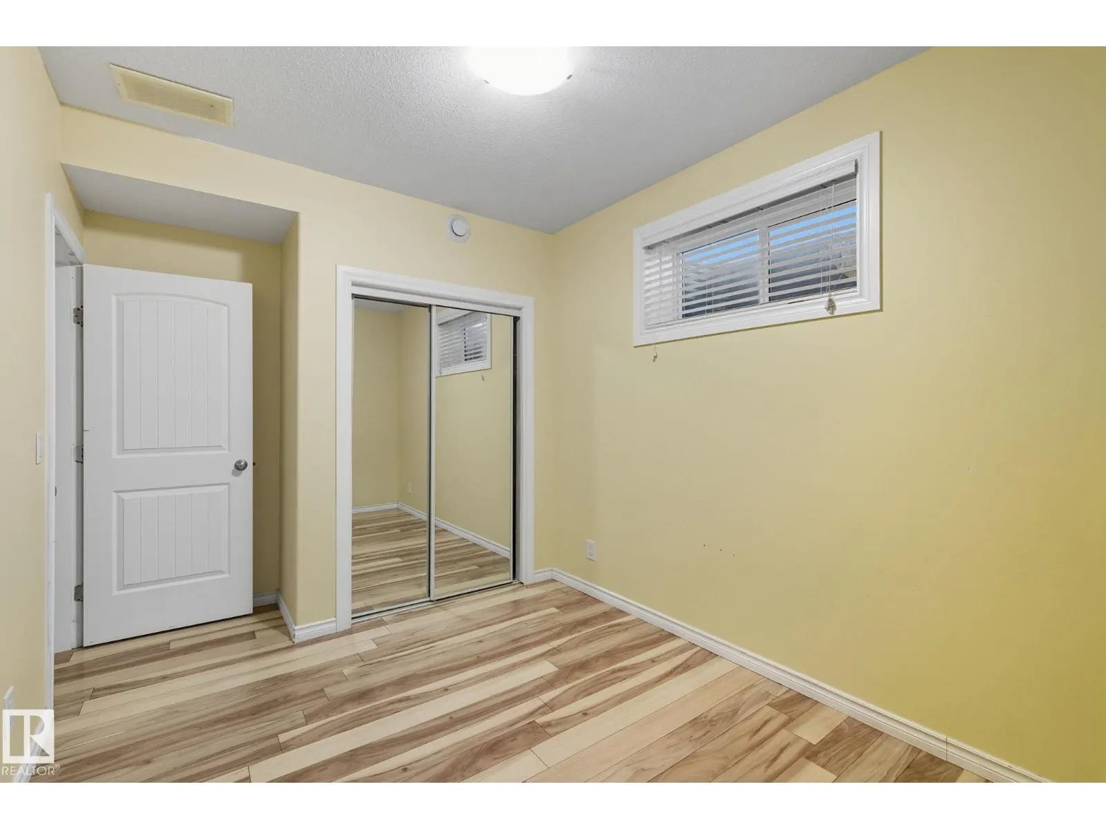 6026 164A AV NW