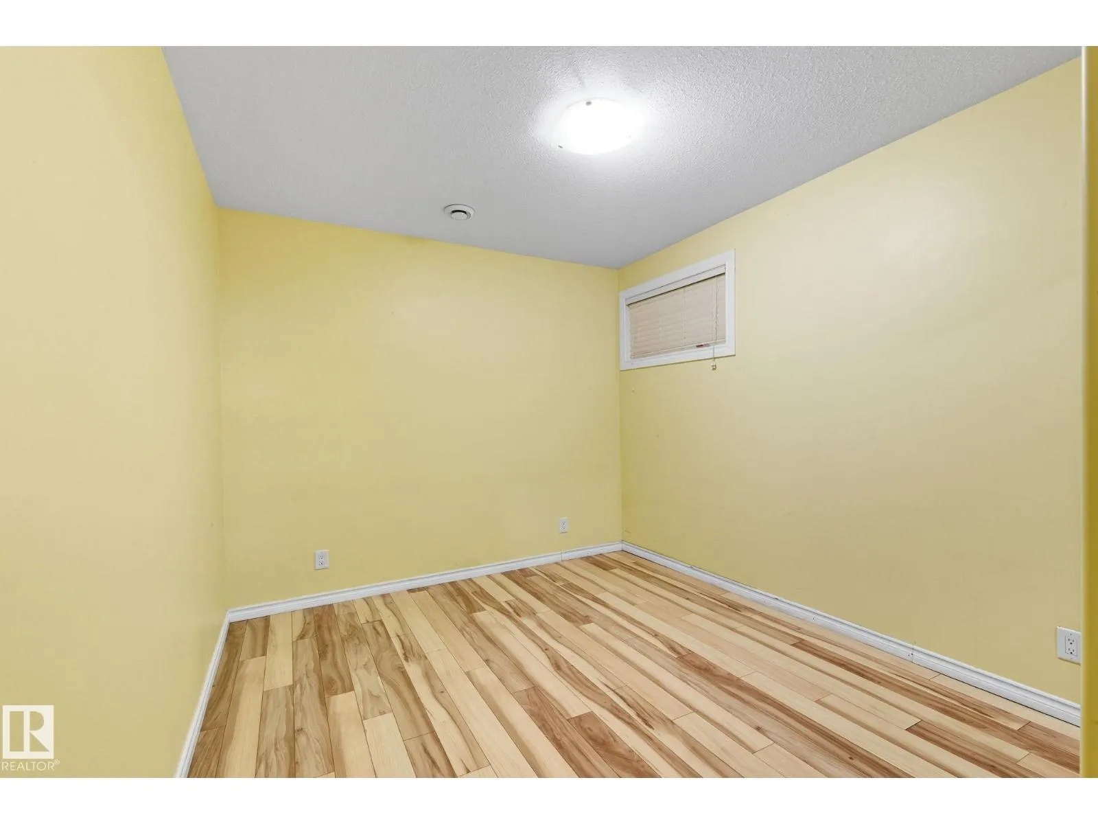 6026 164A AV NW